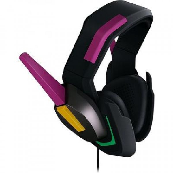 Наушники Razer D.Va MEKA (RZ04-02400100-R3M1)