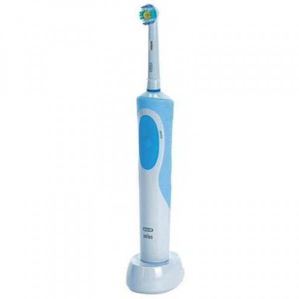 Электрическая зубная щетка Oral-B by Braun Vitality 3D White (D12.5133DW)